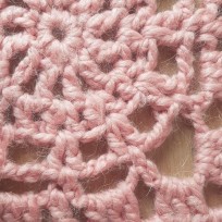 vieille morue plaid chouette kit rico design couverture couvre lit crochet hook granny 10