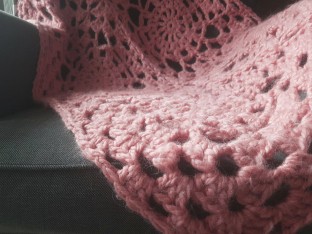 vieille morue plaid chouette kit rico design couverture couvre lit crochet hook granny 7